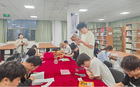致病微生物与人类免疫系统的攻防战”为
